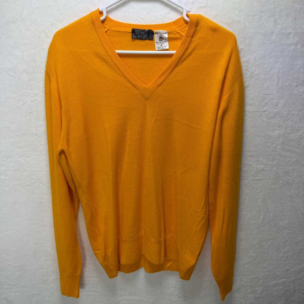 Bonwit Teller Mens Yellow 100% Virgin Merino Wool V-Neck Sweater Made in Italy S